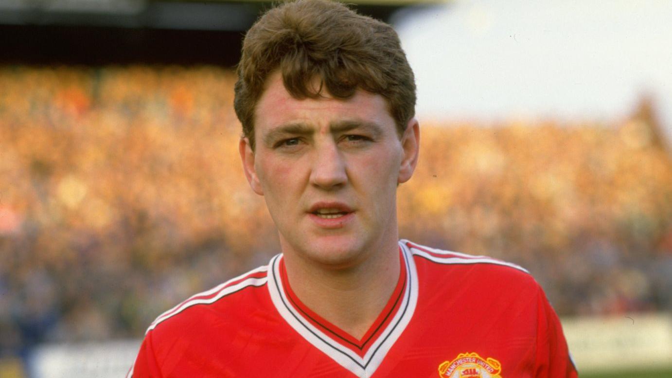 Steve Bruce: A tower of strength | Manchester United