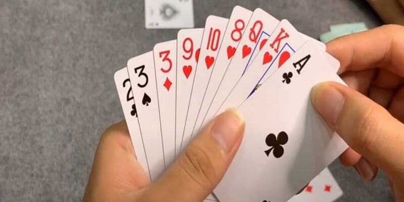 Cách Chơi Bài Phỏm Hay - Top 5 Mẹo Hiệu Quả Để Thắng Giải