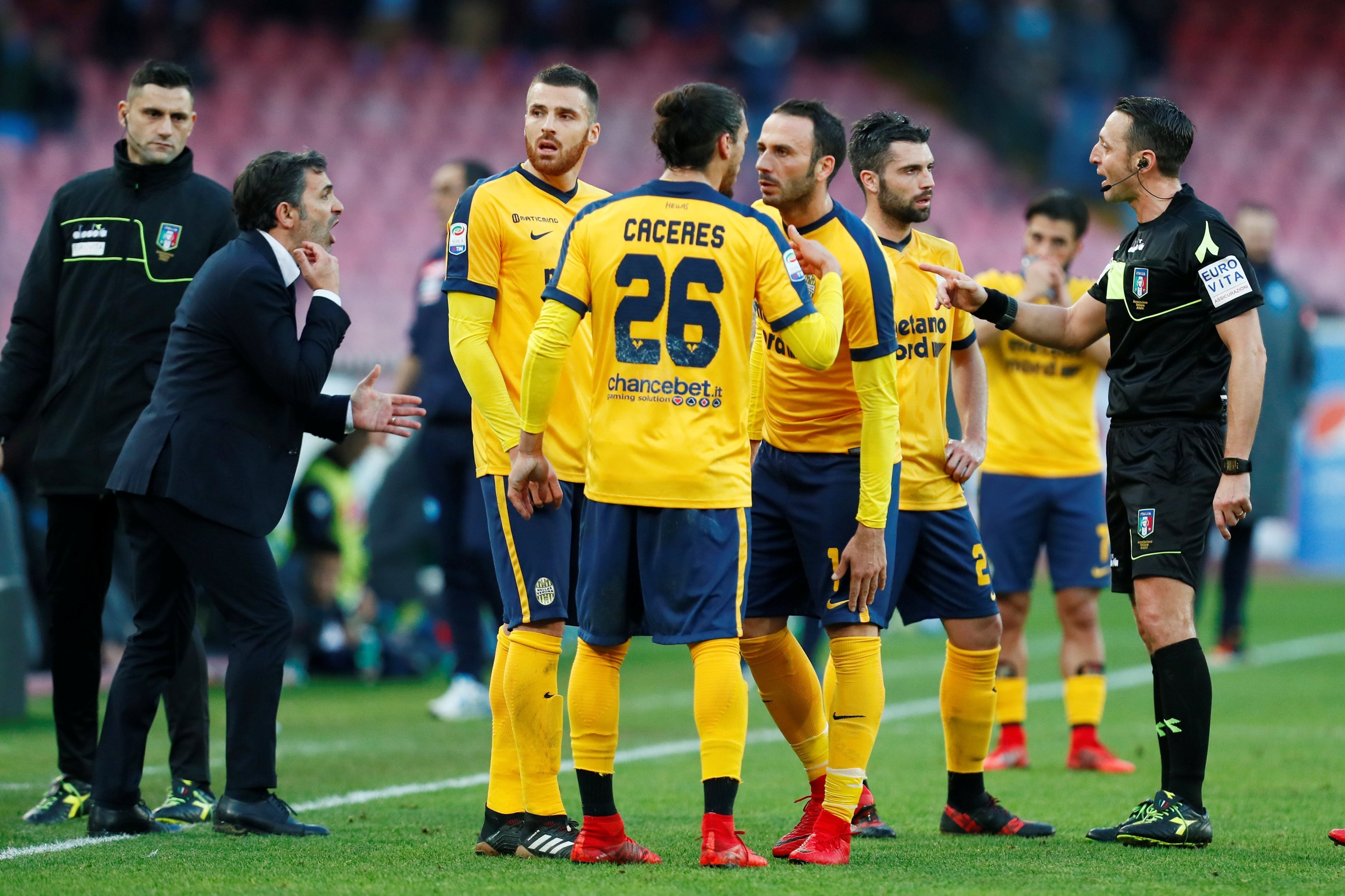 Hellas Verona: Đội bóng...xuất sắc nhất Serie A? (P1)