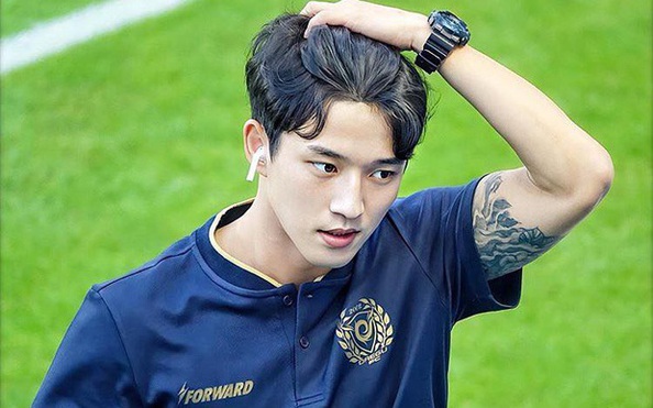JEONG SEUNG-WON: Tin mới nhất Cầu thủ quyến rũ nhất Hàn Quốc và cuộc sống ngột ngạt ở tâm dịch Daegu: Tôi đón sinh nhật một mình, bố mẹ tôi mỗi ngày