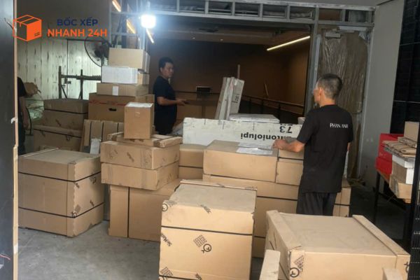 Dịch vụ bốc xếp Bình Dương