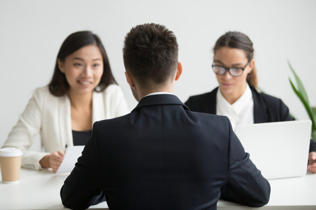 Quản lý Nguồn nhân lực là gì? Tổng quan về Công việc, Kỹ năng và Cơ hội việc làm