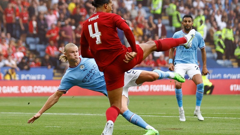 CB là gì trong bóng đá? Vai trò của CB ngày nay