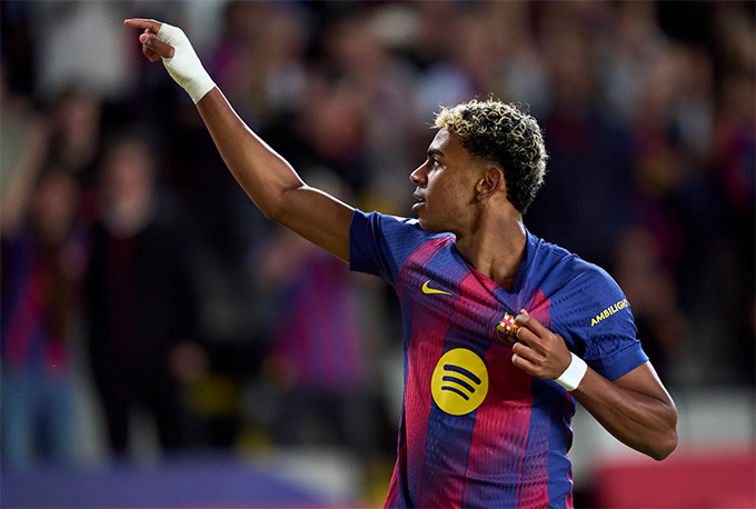 Lamine Yamal: Nụ cười sau những ngày giông gió - Bongdaplus.vn