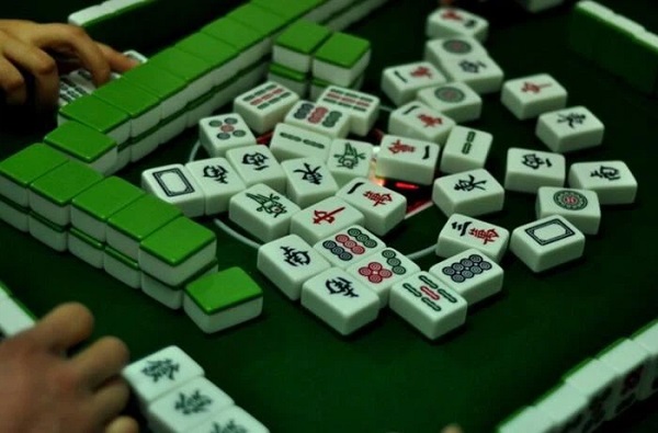 Giao diện chơi mạt chược online hiện đại