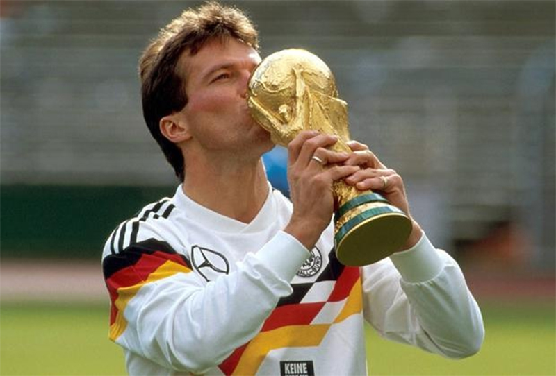Lothar Matthäus trung vệ huyền thoại bóng đá Đức