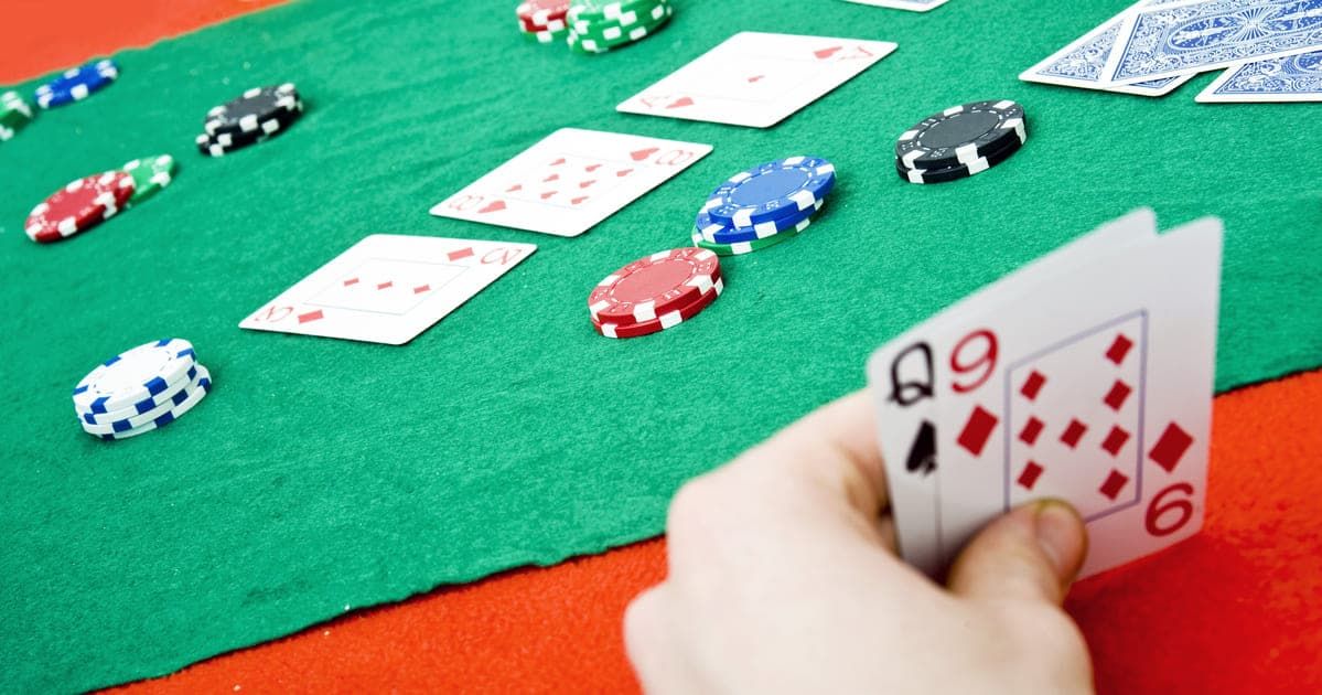 Thành thạo cách đặt cược tiếp theo (c-bet) tùy theo từng dạng flop | Natural8